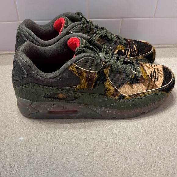 Men's Nike Air Max 90 Camo Croc sz 10 - Picture 7 of 7